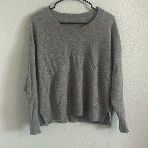 100% cashmere grey sweater